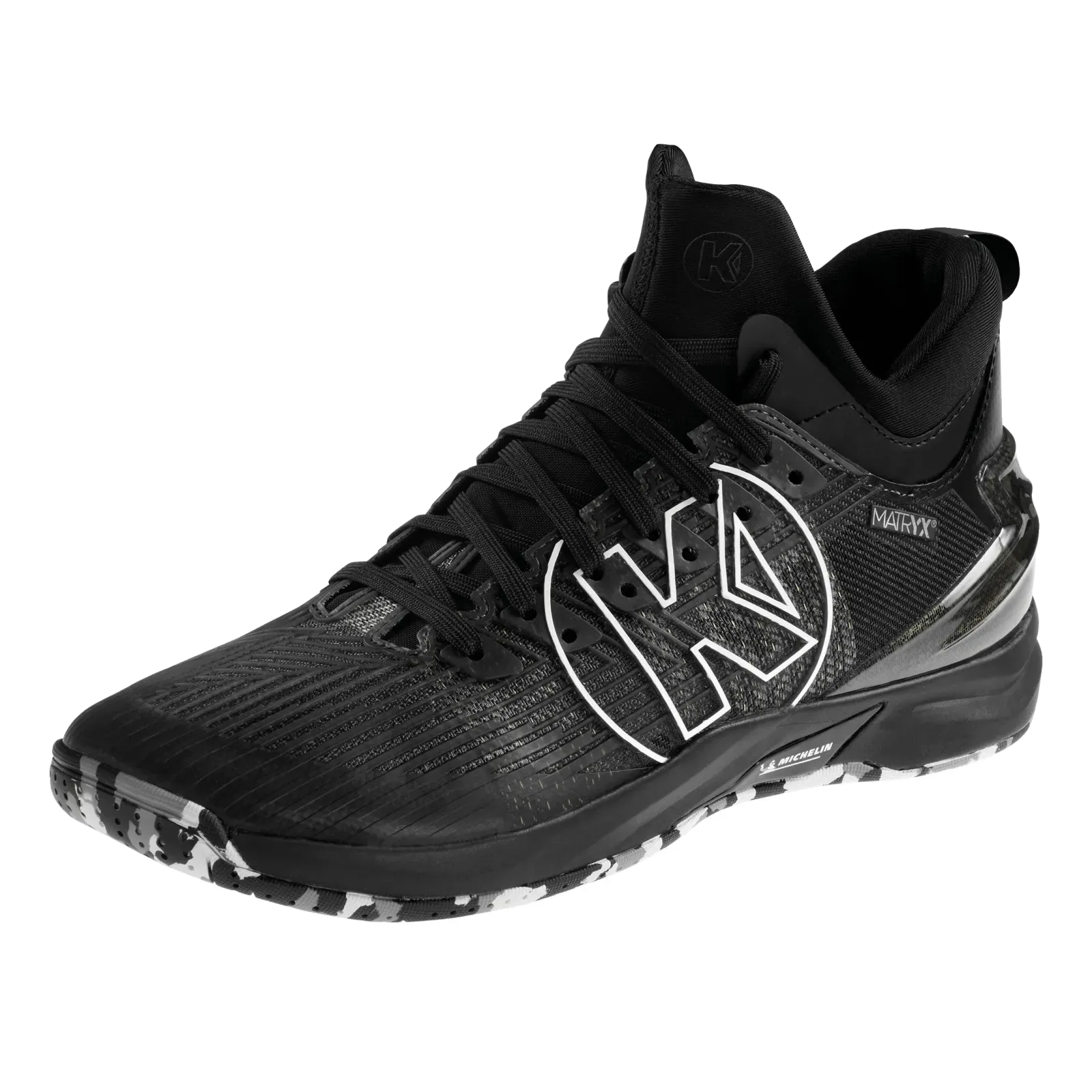 Chaussures Attack Mid