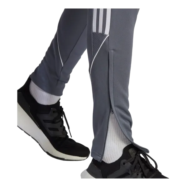 Pantalon Tiro 23